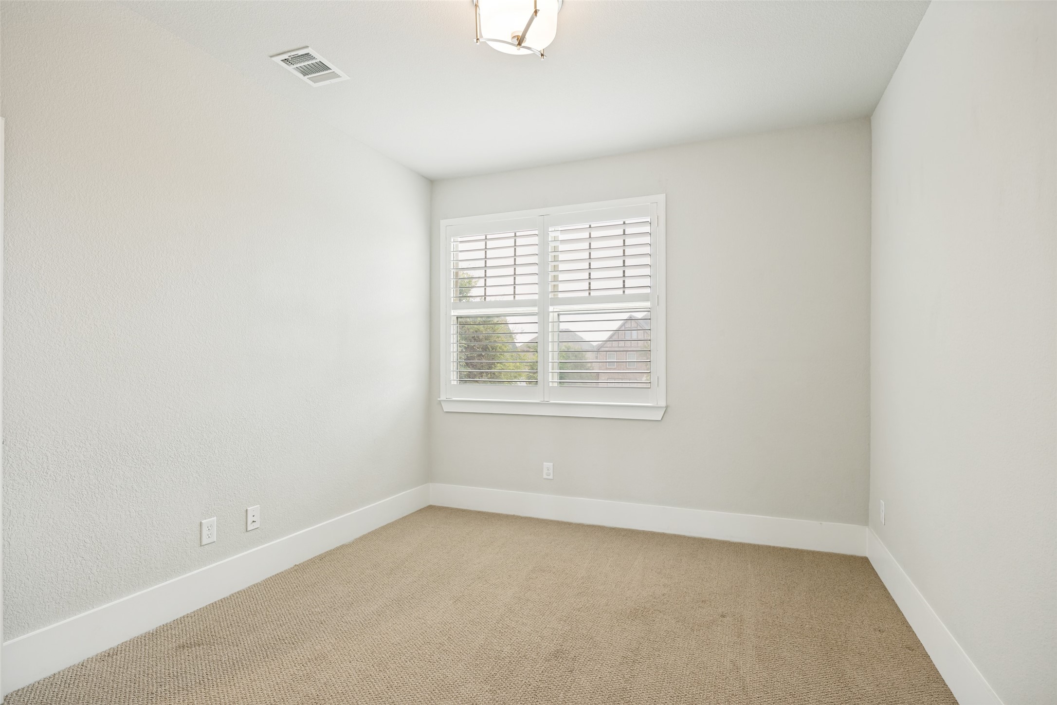 17617 Crabapple Court Dallas TX 75252