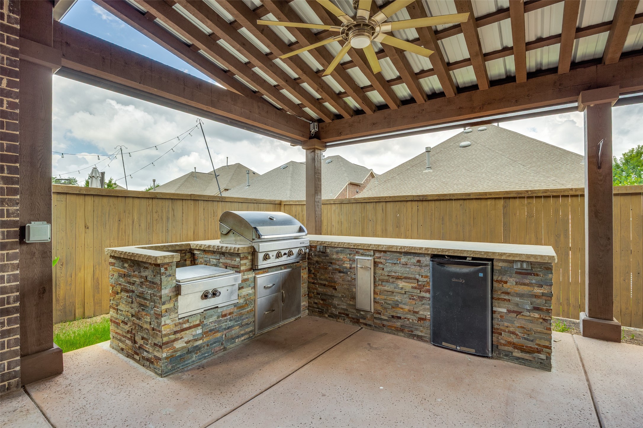 17617 Crabapple Court Dallas TX 75252