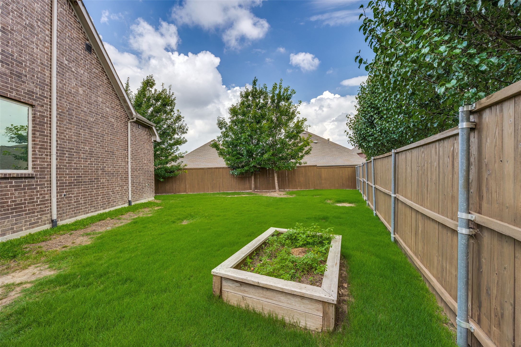 17617 Crabapple Court Dallas TX 75252