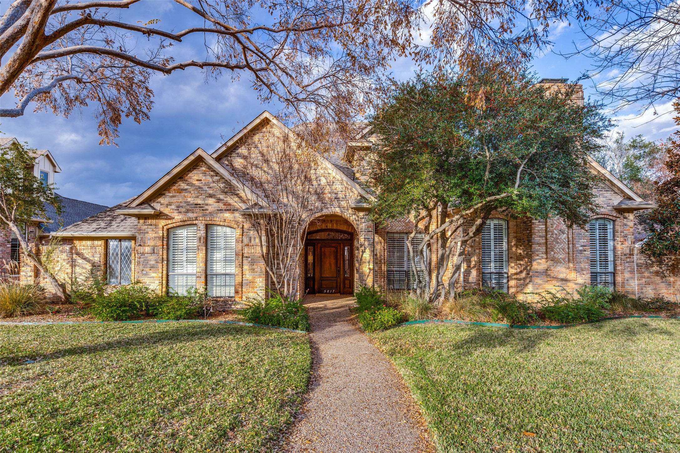 5817 Gallant Fox Lane Plano TX 75093