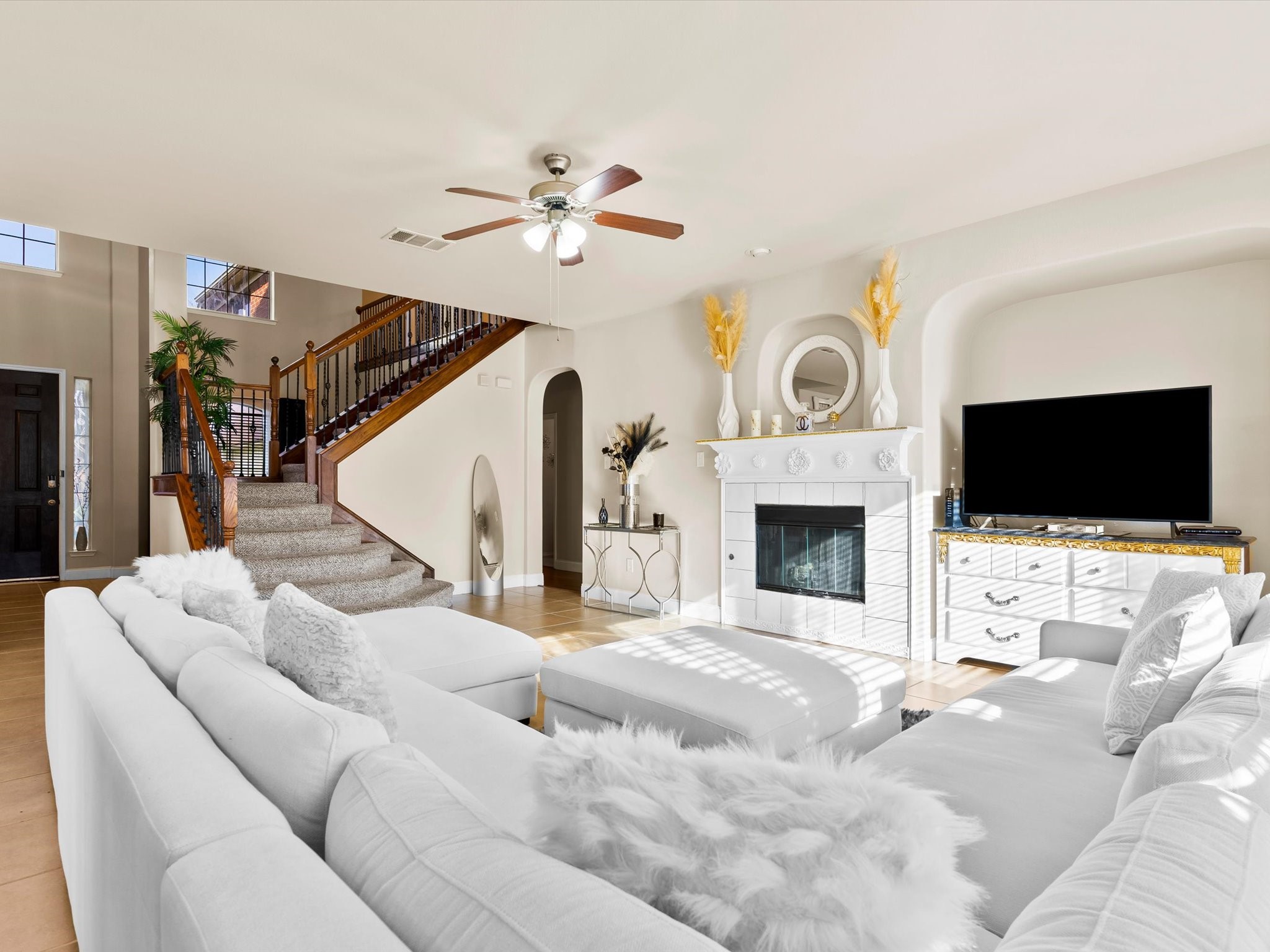 5556 Nacogdoches Trail Grand Prairie TX 75052