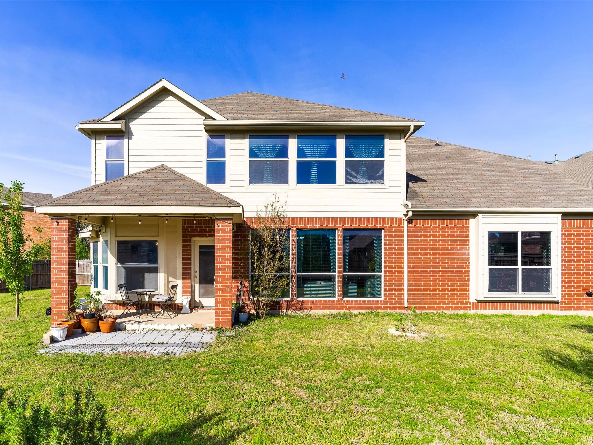 5556 Nacogdoches Trail Grand Prairie TX 75052