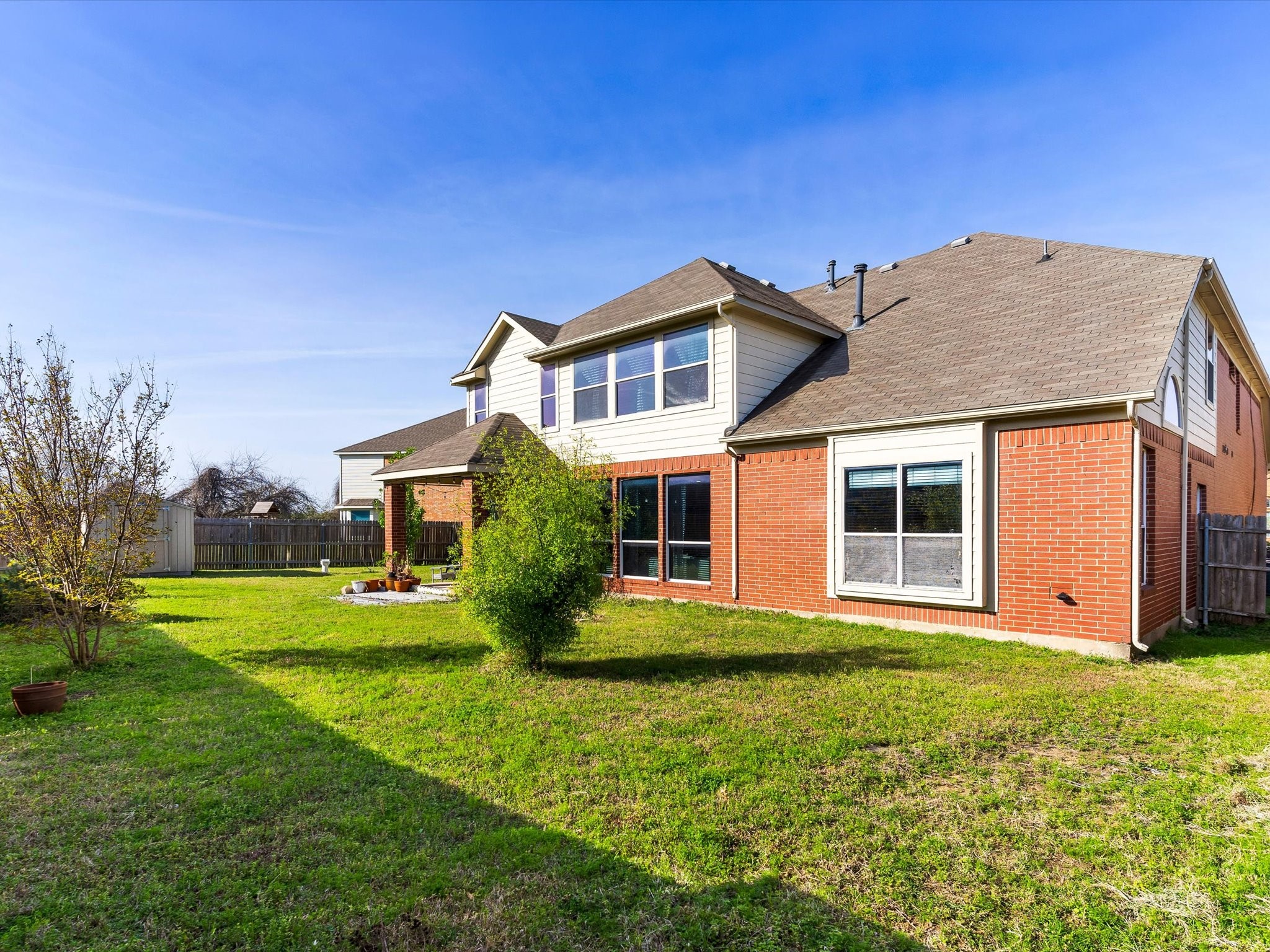 5556 Nacogdoches Trail Grand Prairie TX 75052