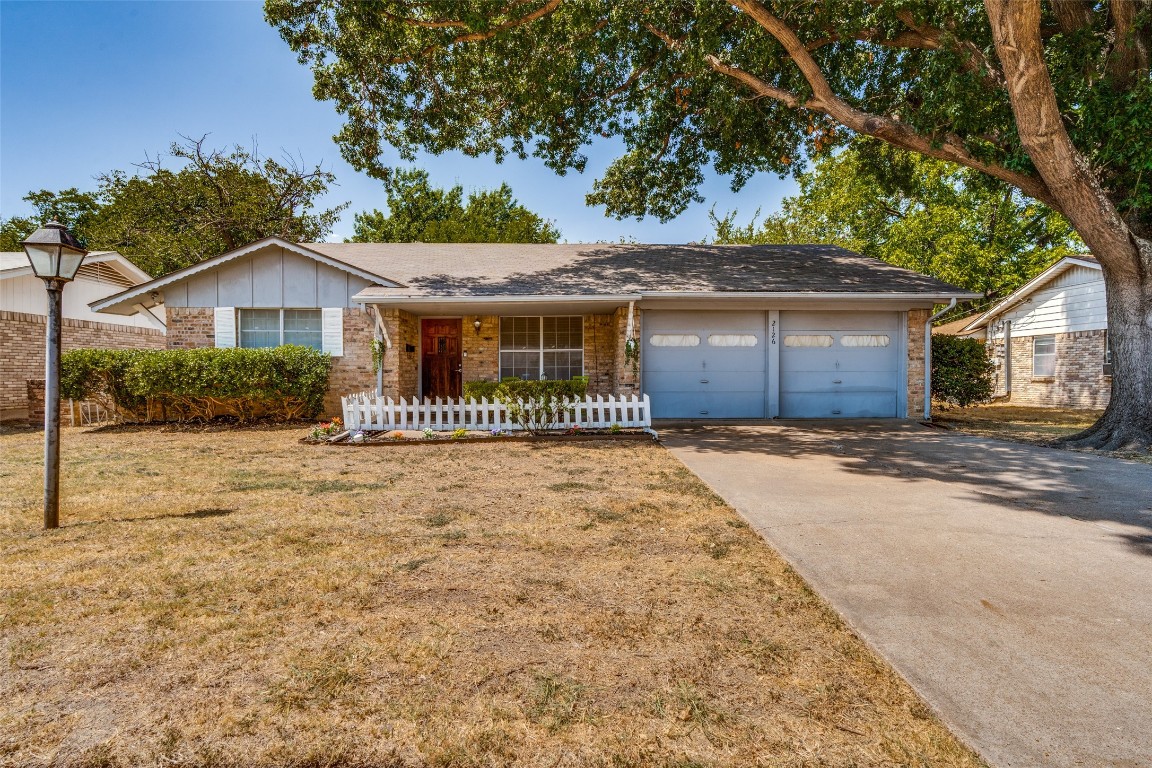 2126 Lemart Street Grand Prairie TX 75051