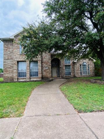 2604 Wood Creek Mesquite TX 75181