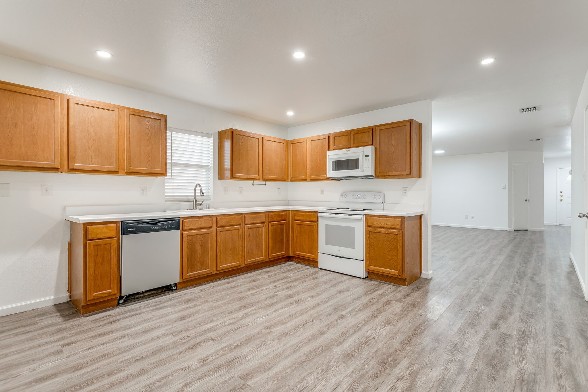 1616 Diamond Lake Trail Fort Worth TX 76247