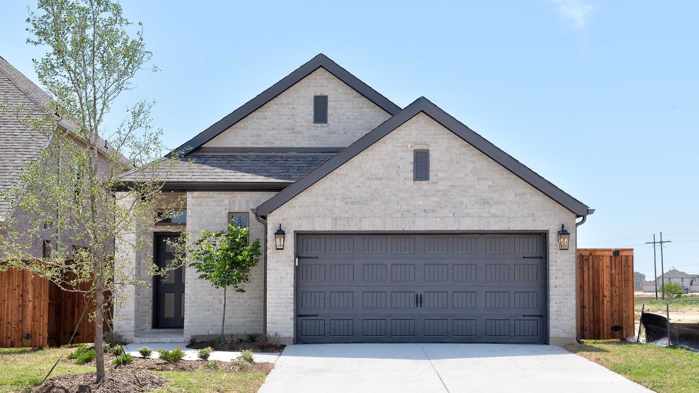 177 Palo Duro Bend Rhome TX 76078