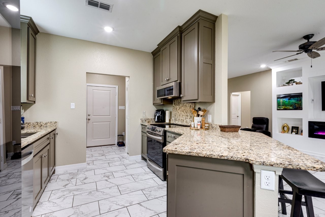 206 Willowbrook Avenue Tyler TX 75702