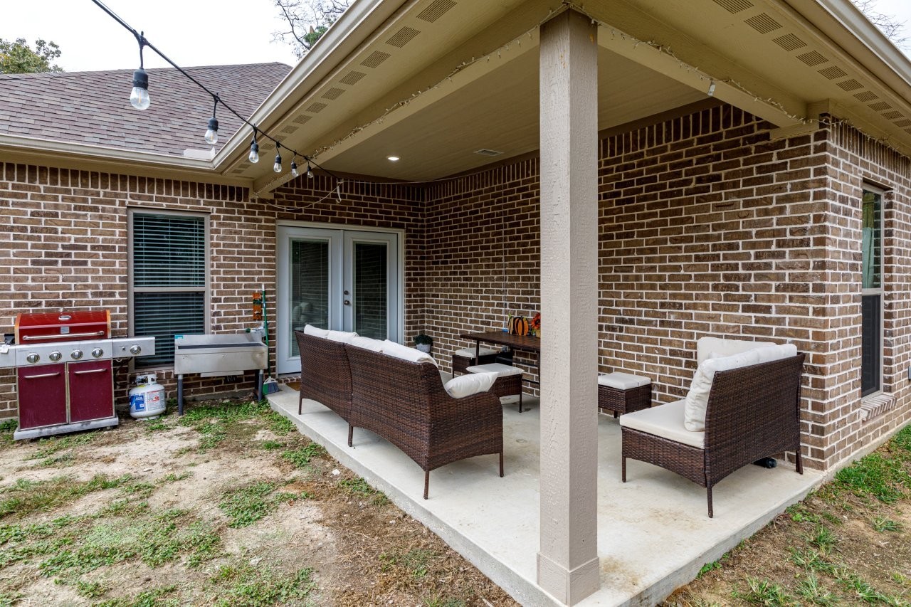 206 Willowbrook Avenue Tyler TX 75702