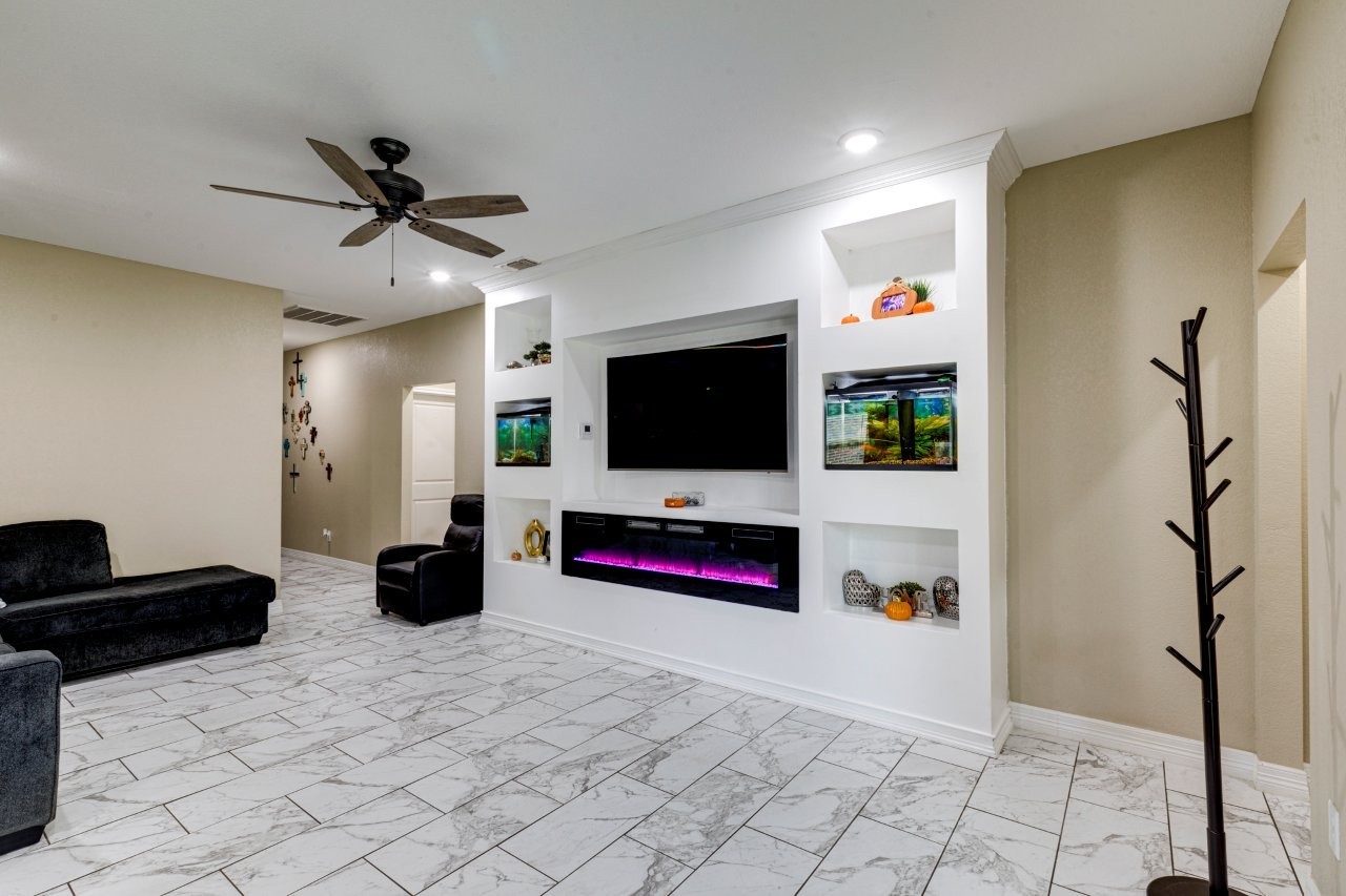 206 Willowbrook Avenue Tyler TX 75702
