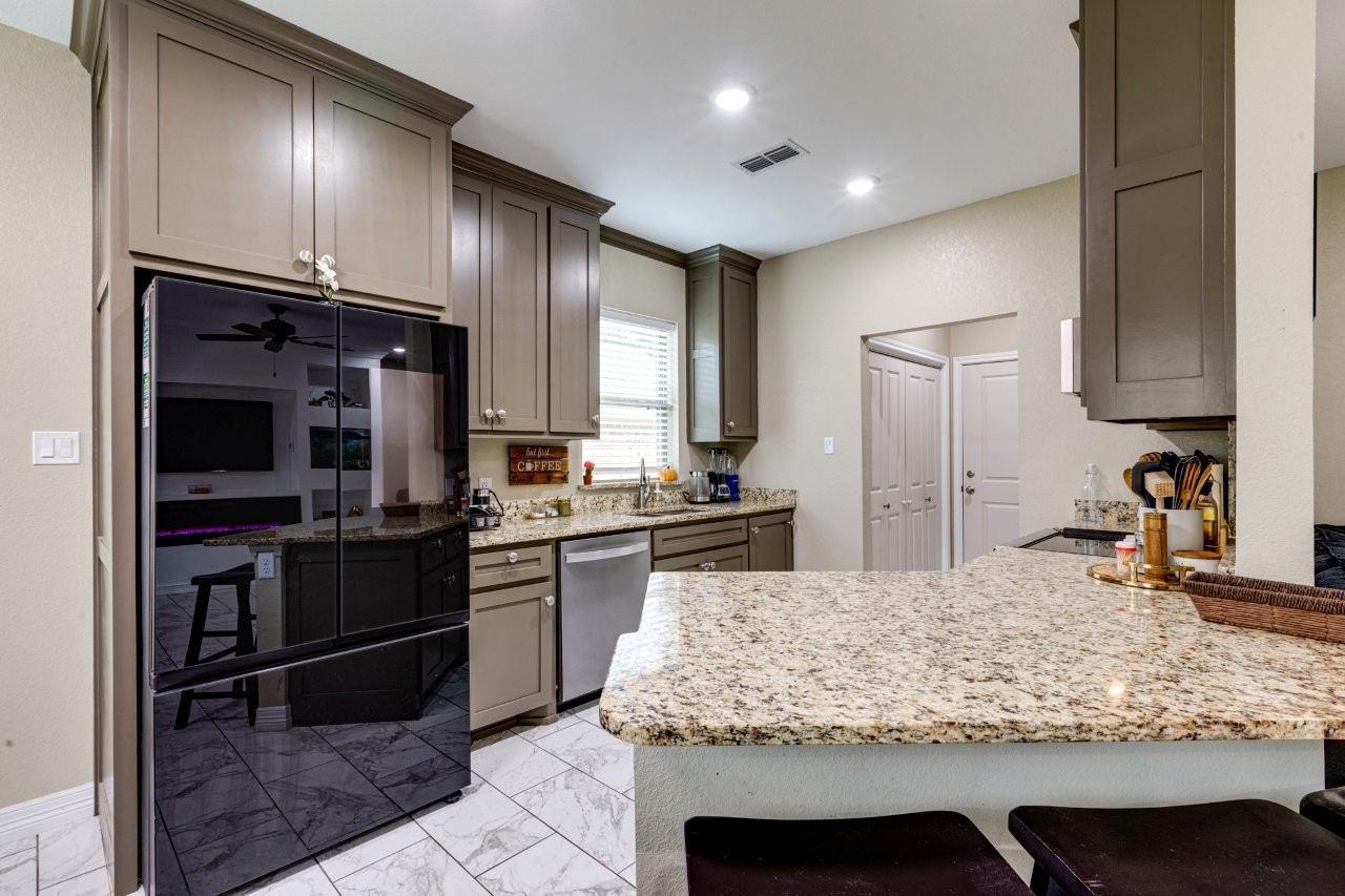 206 Willowbrook Avenue Tyler TX 75702