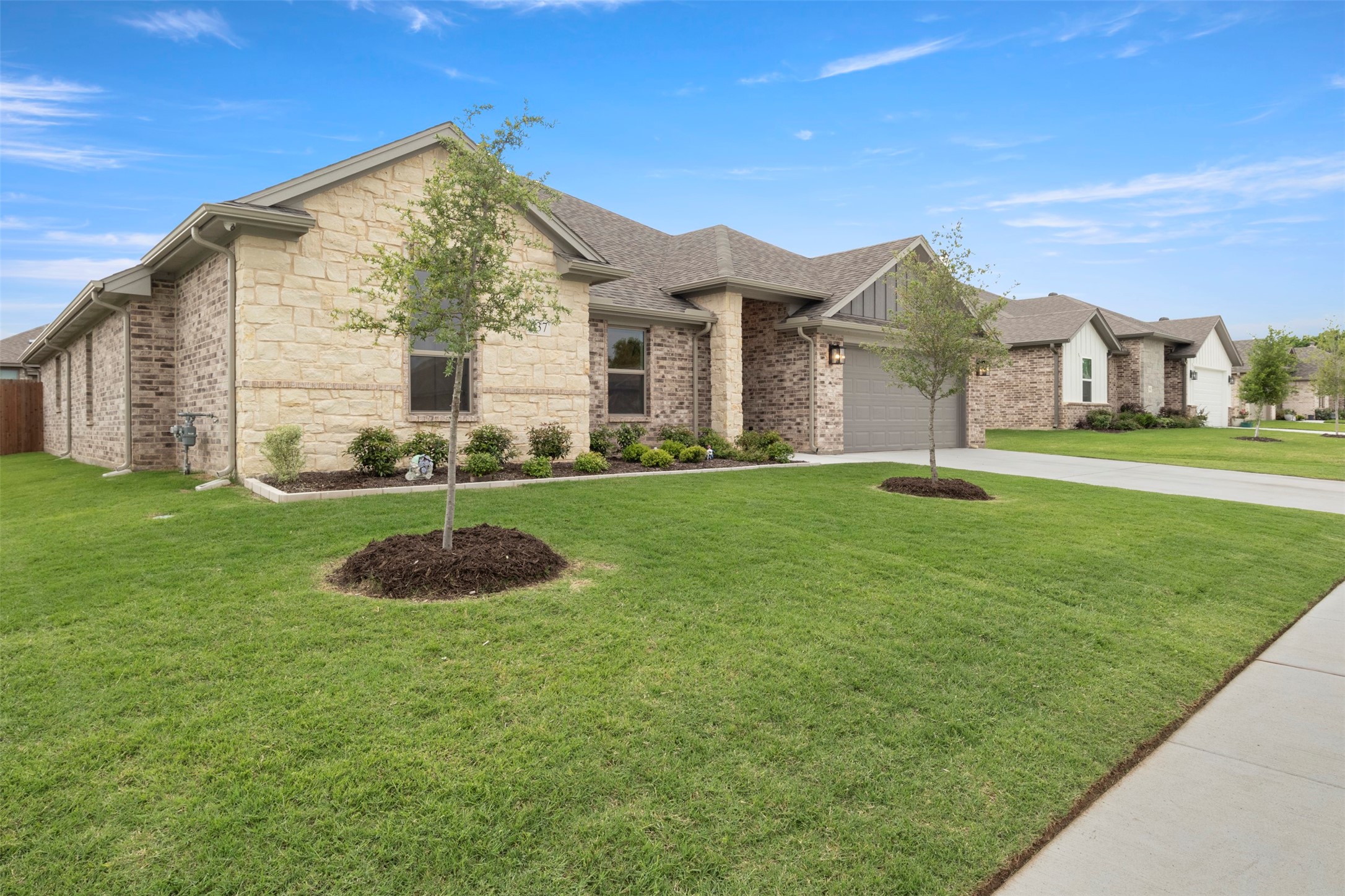 637 Mooney Drive Saginaw TX 76179