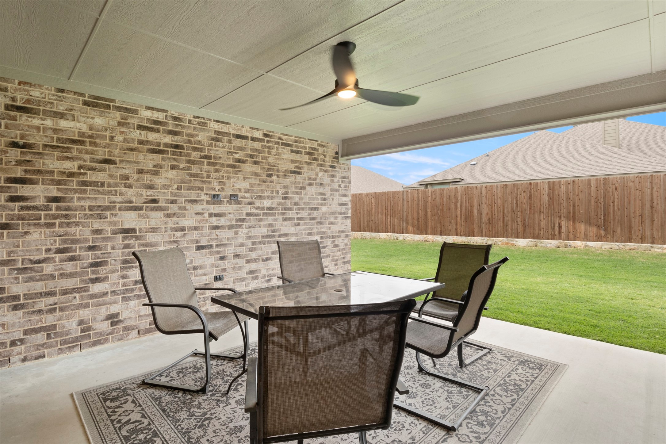 637 Mooney Drive Saginaw TX 76179