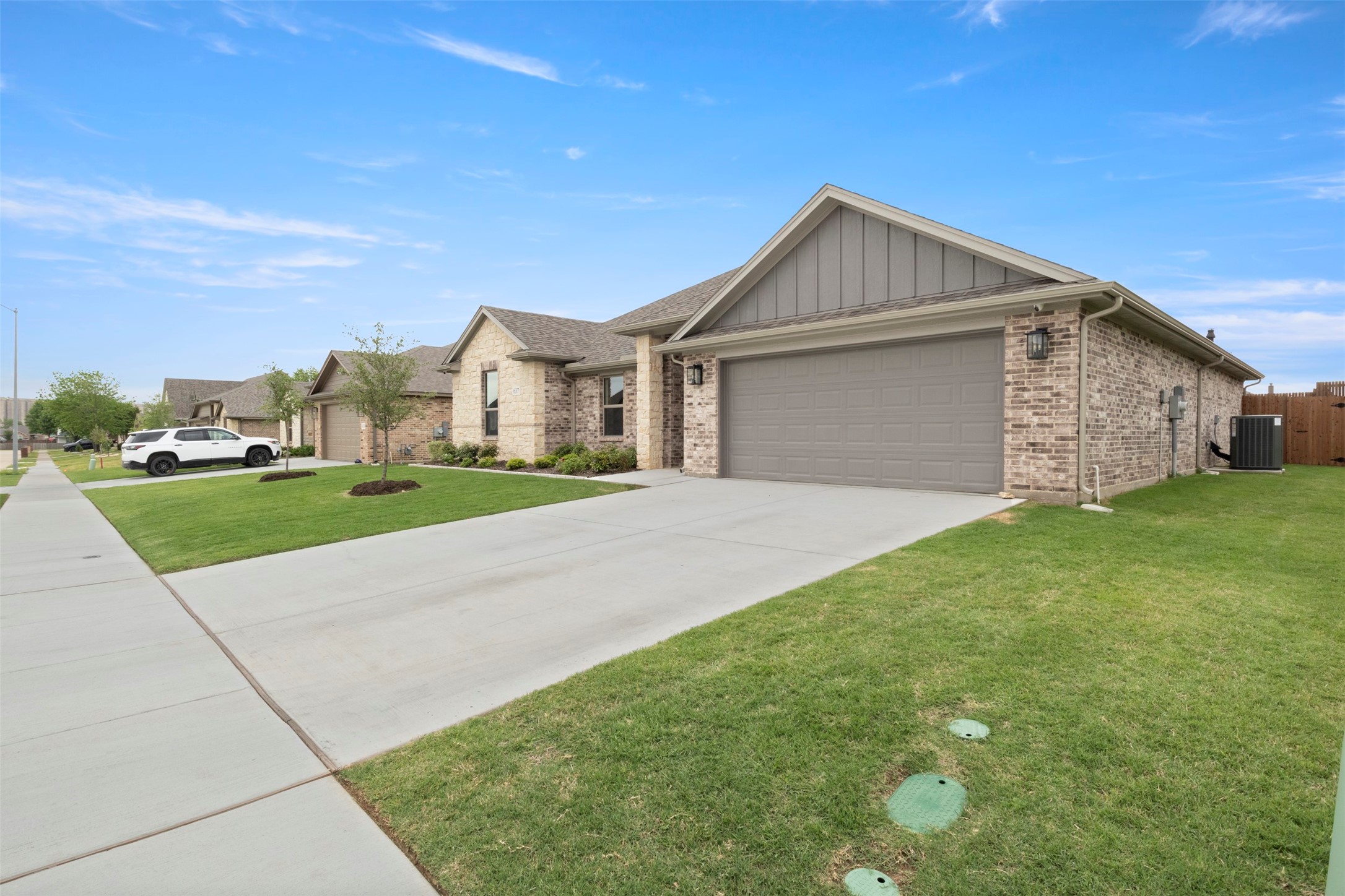 637 Mooney Drive Saginaw TX 76179