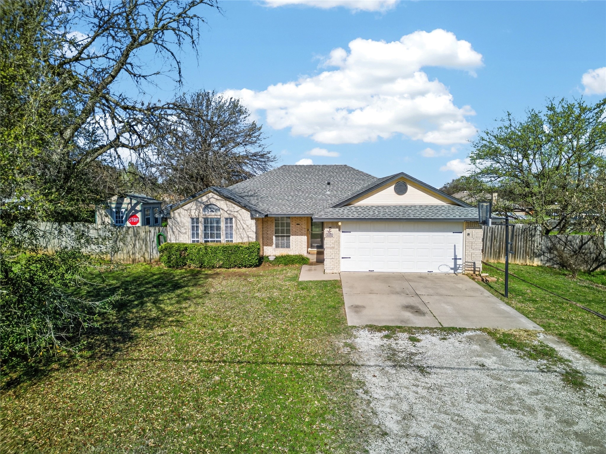 420 Robert Drive Springtown TX 76082