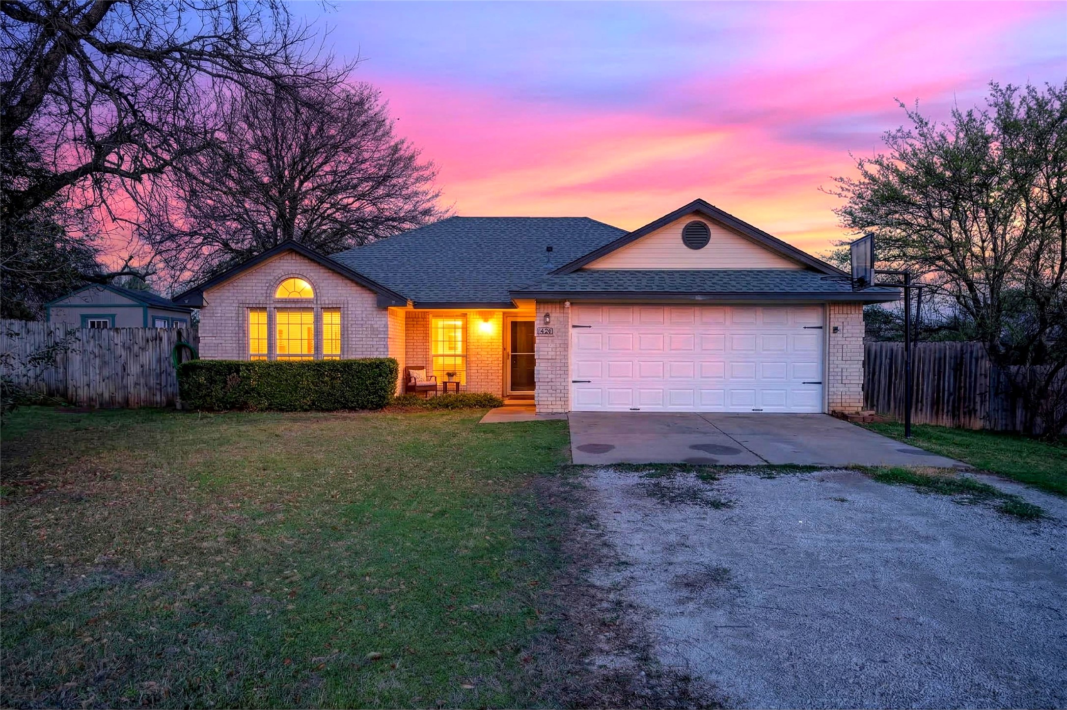 420 Robert Drive Springtown TX 76082
