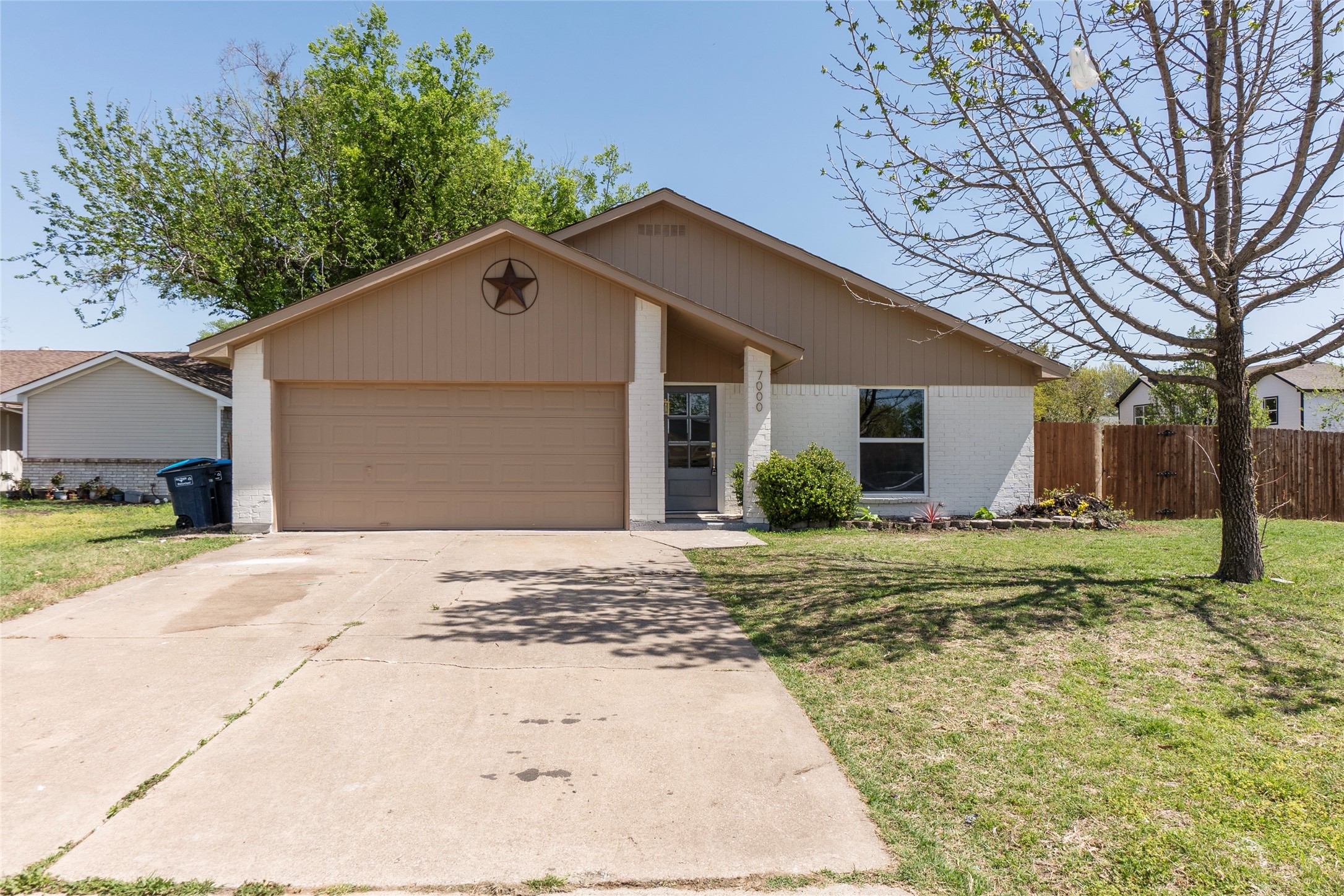 7000 Rose Lea Court Fort Worth TX 76137