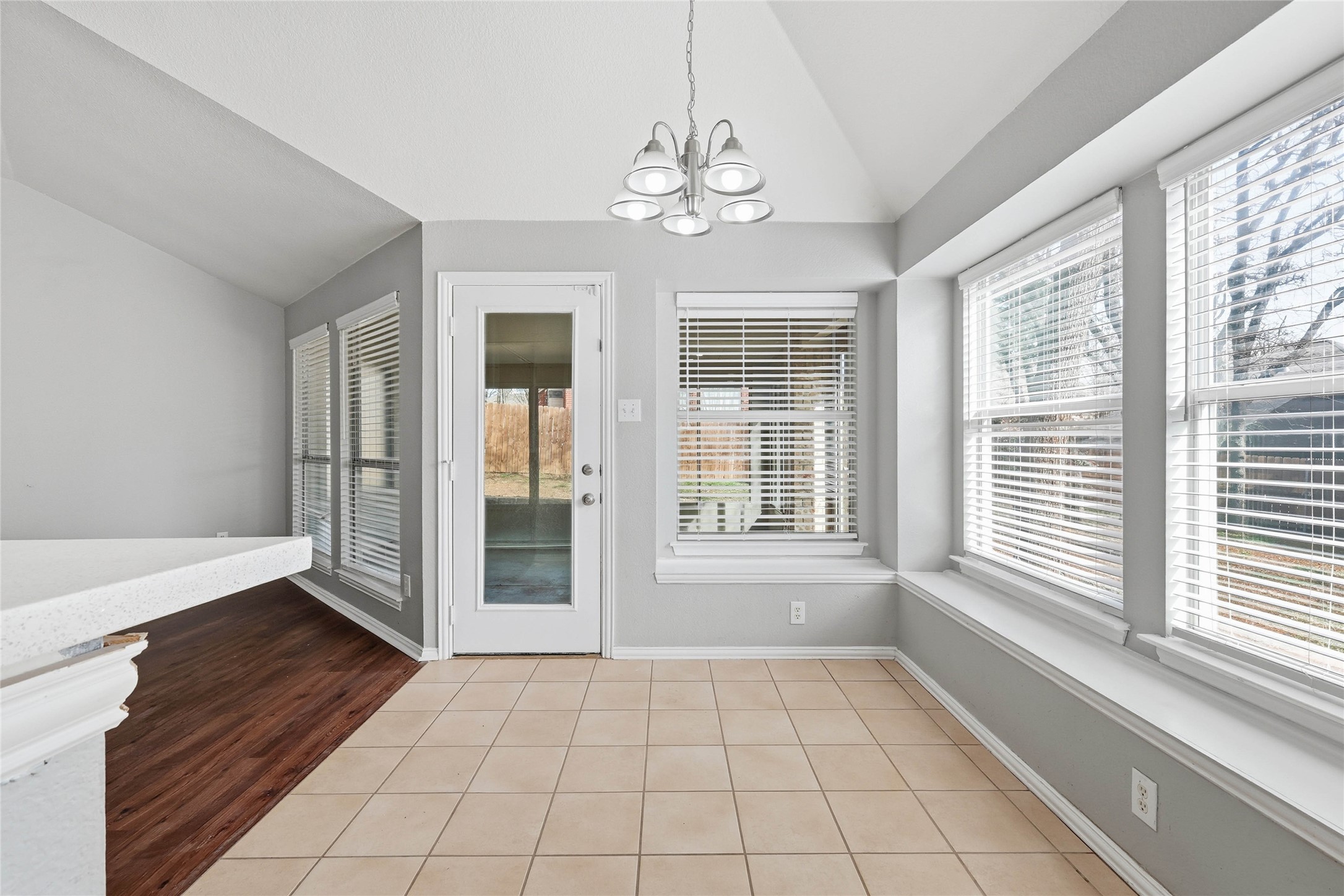 2211 Knob Hill Drive Corinth TX 76210