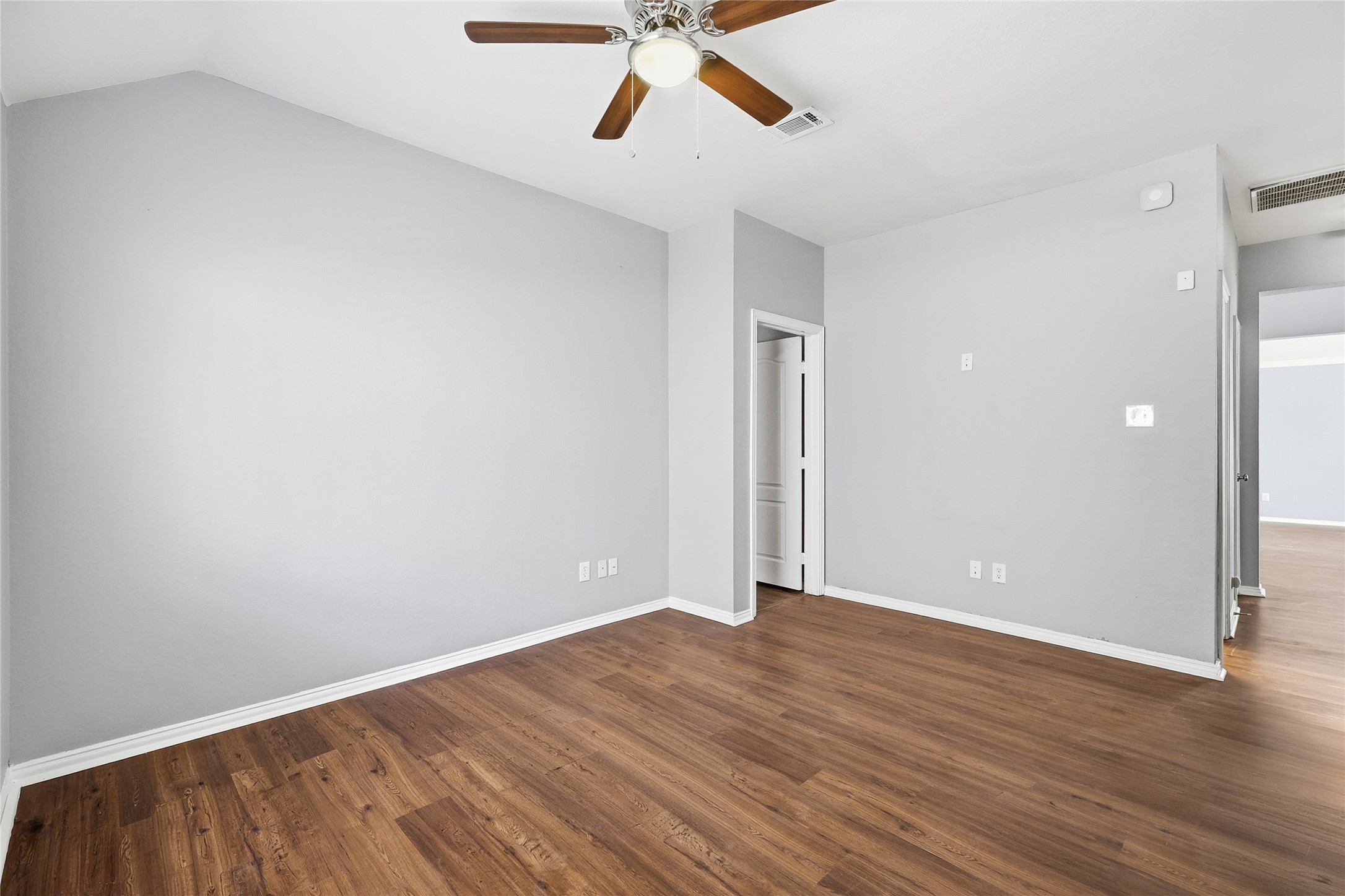 2211 Knob Hill Drive Corinth TX 76210