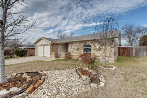 2438 Woodside Drive Grand Prairie TX 75052