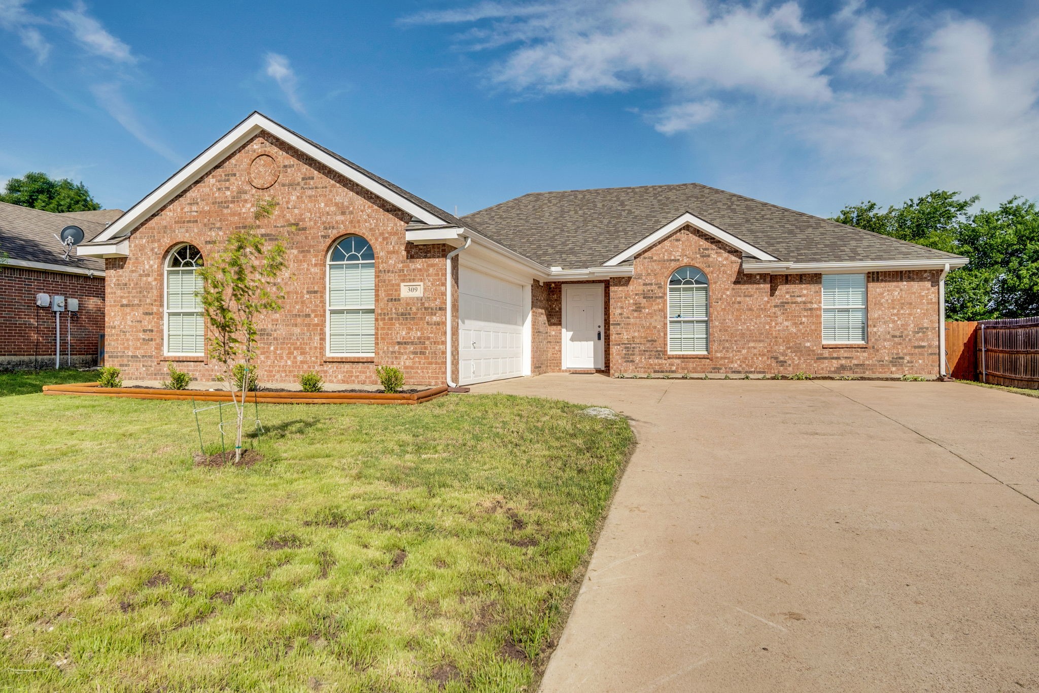 309 Shadow Bend Drive Red Oak TX 75154