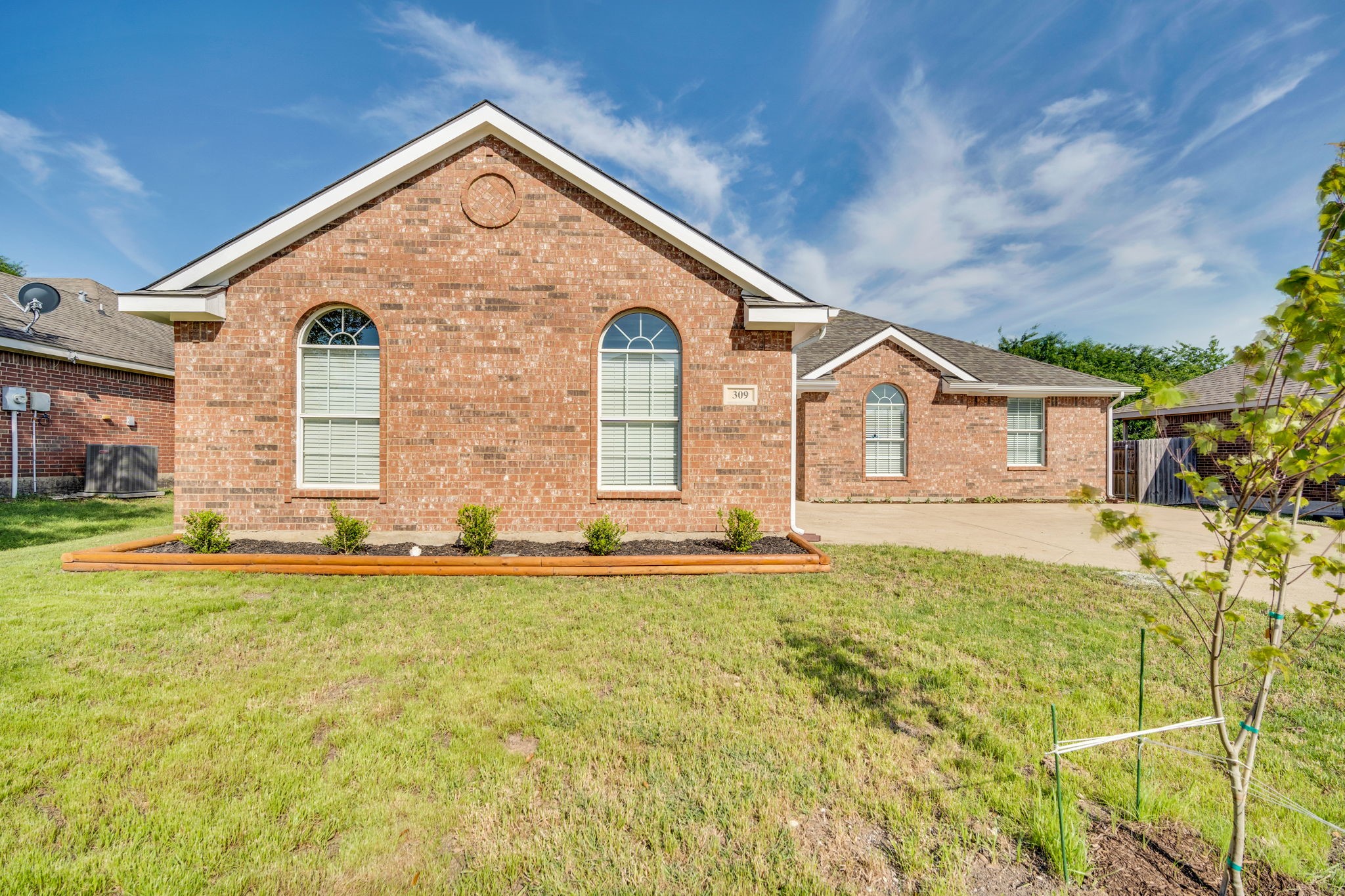 309 Shadow Bend Drive Red Oak TX 75154