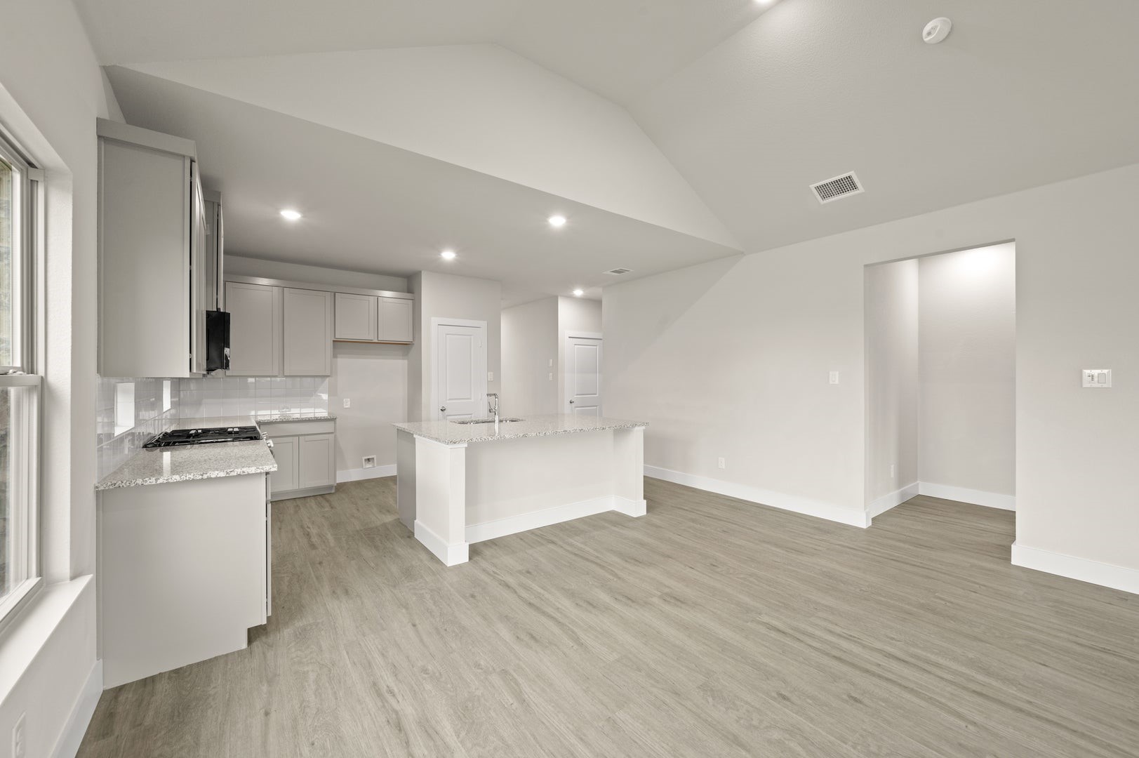 6737 Rosby Avenue Fort Worth TX 76123