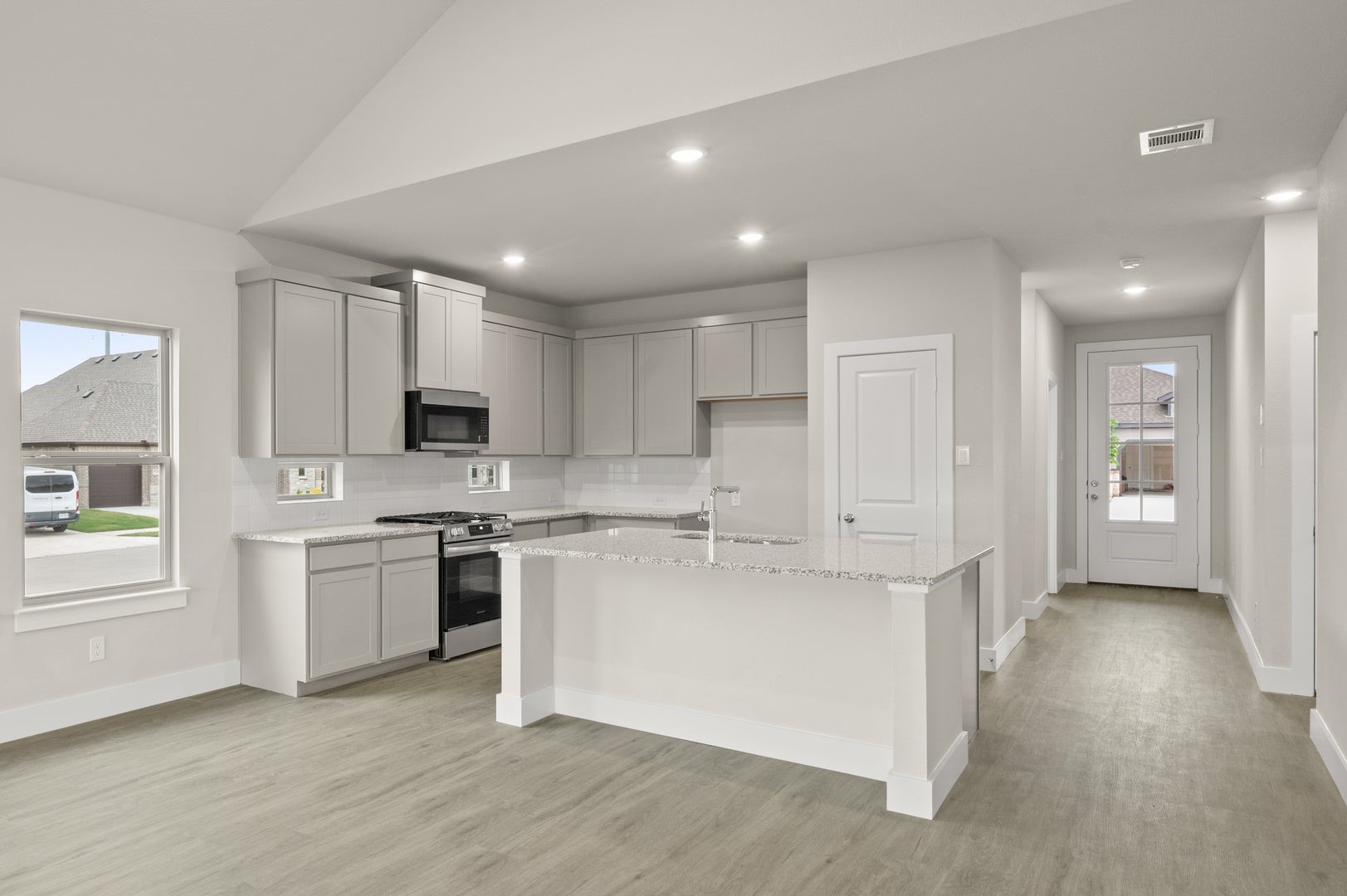 6737 Rosby Avenue Fort Worth TX 76123