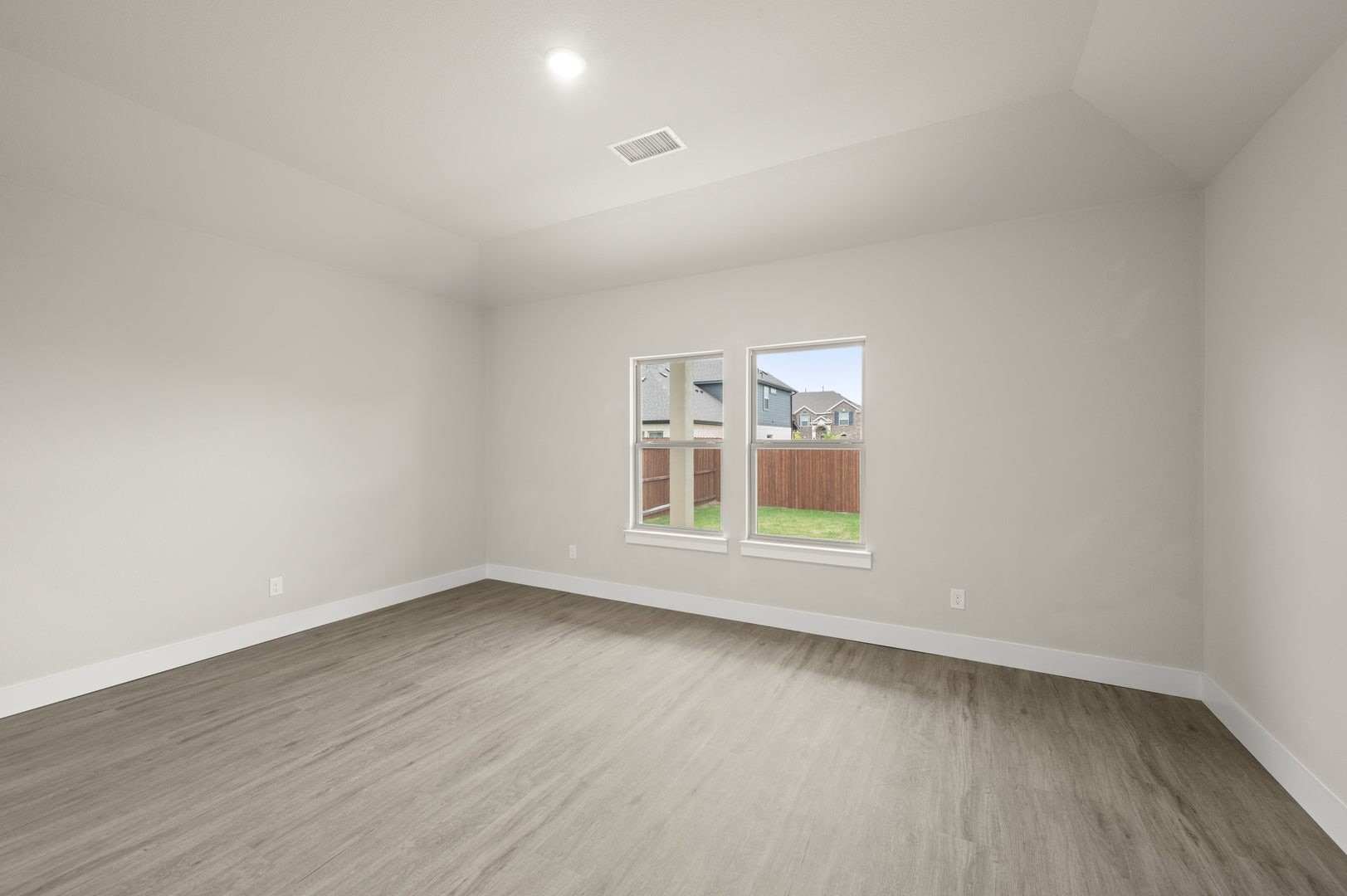 6737 Rosby Avenue Fort Worth TX 76123
