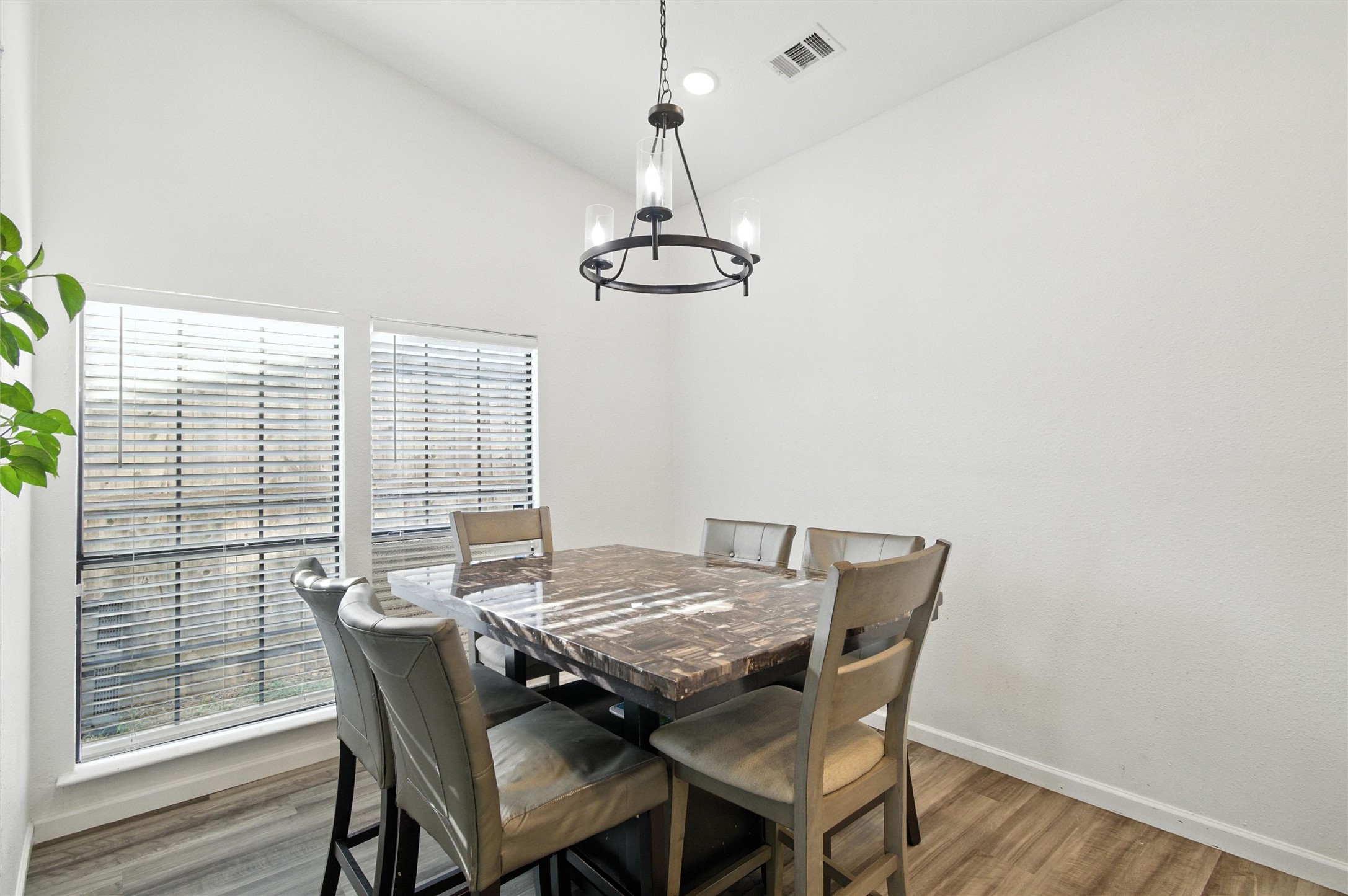 9853 Sophora Circle Dallas TX 75249