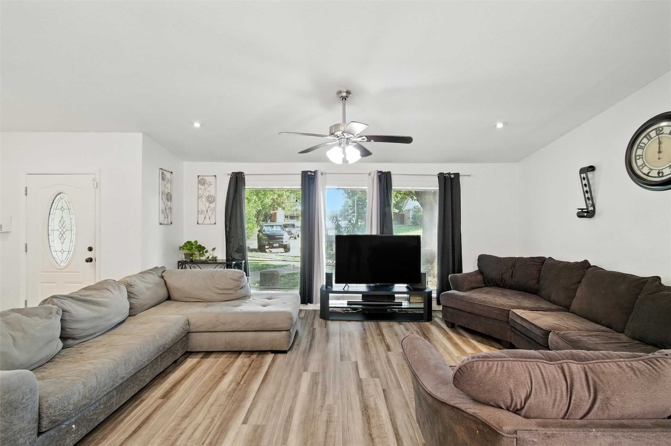 9853 Sophora Circle Dallas TX 75249