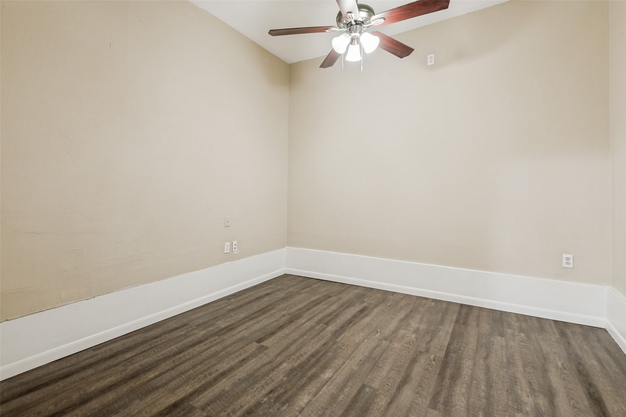 221 Leighton Drive Terrell TX 75160