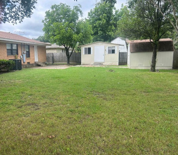 221 Leighton Drive Terrell TX 75160