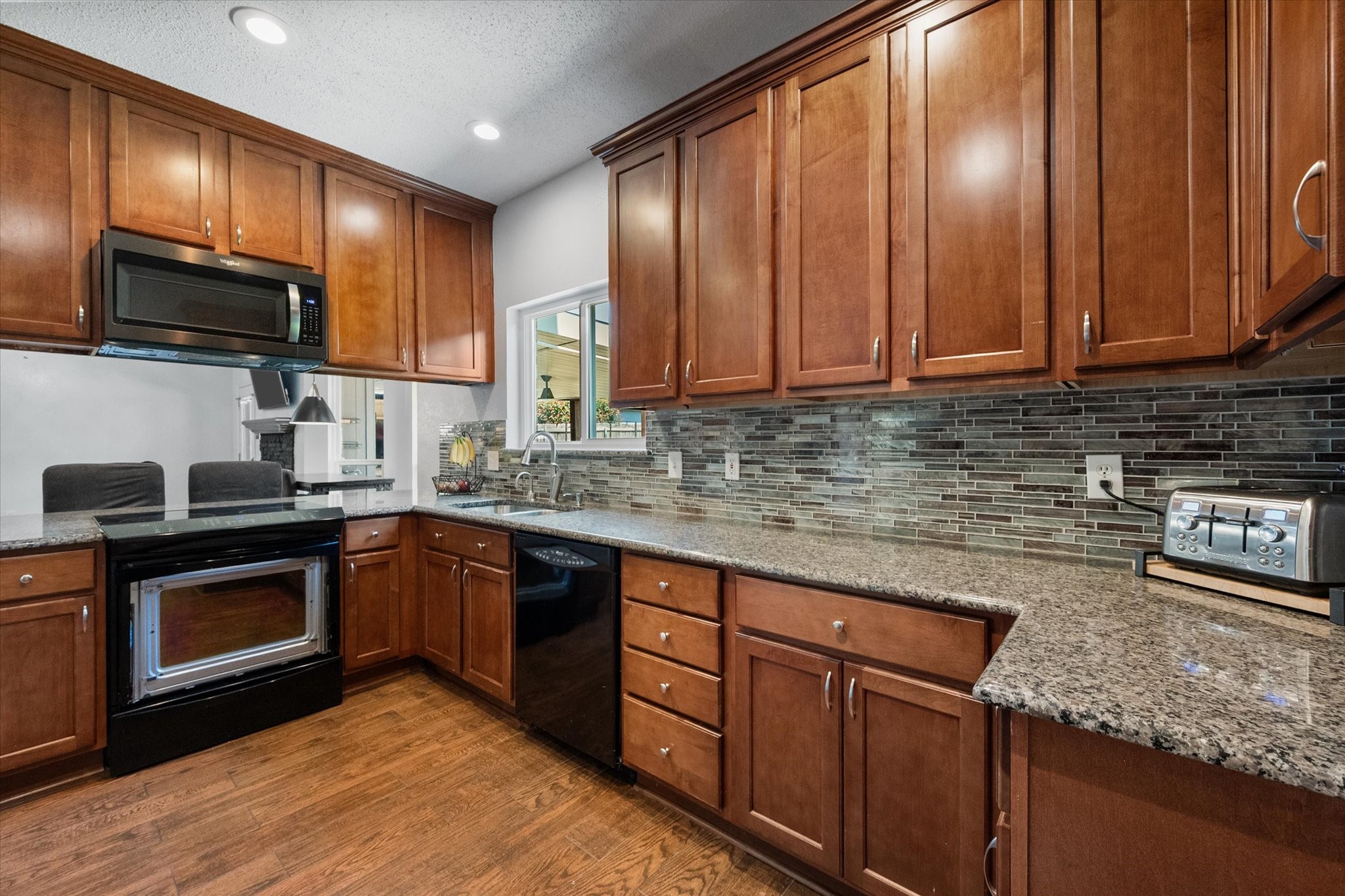 4111 Highgrove Drive Arlington TX 76001