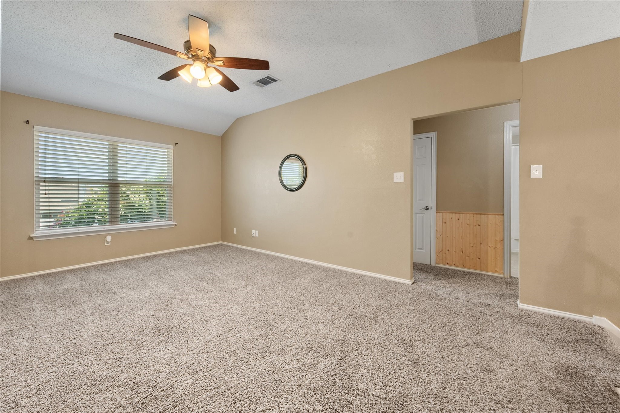 4111 Highgrove Drive Arlington TX 76001