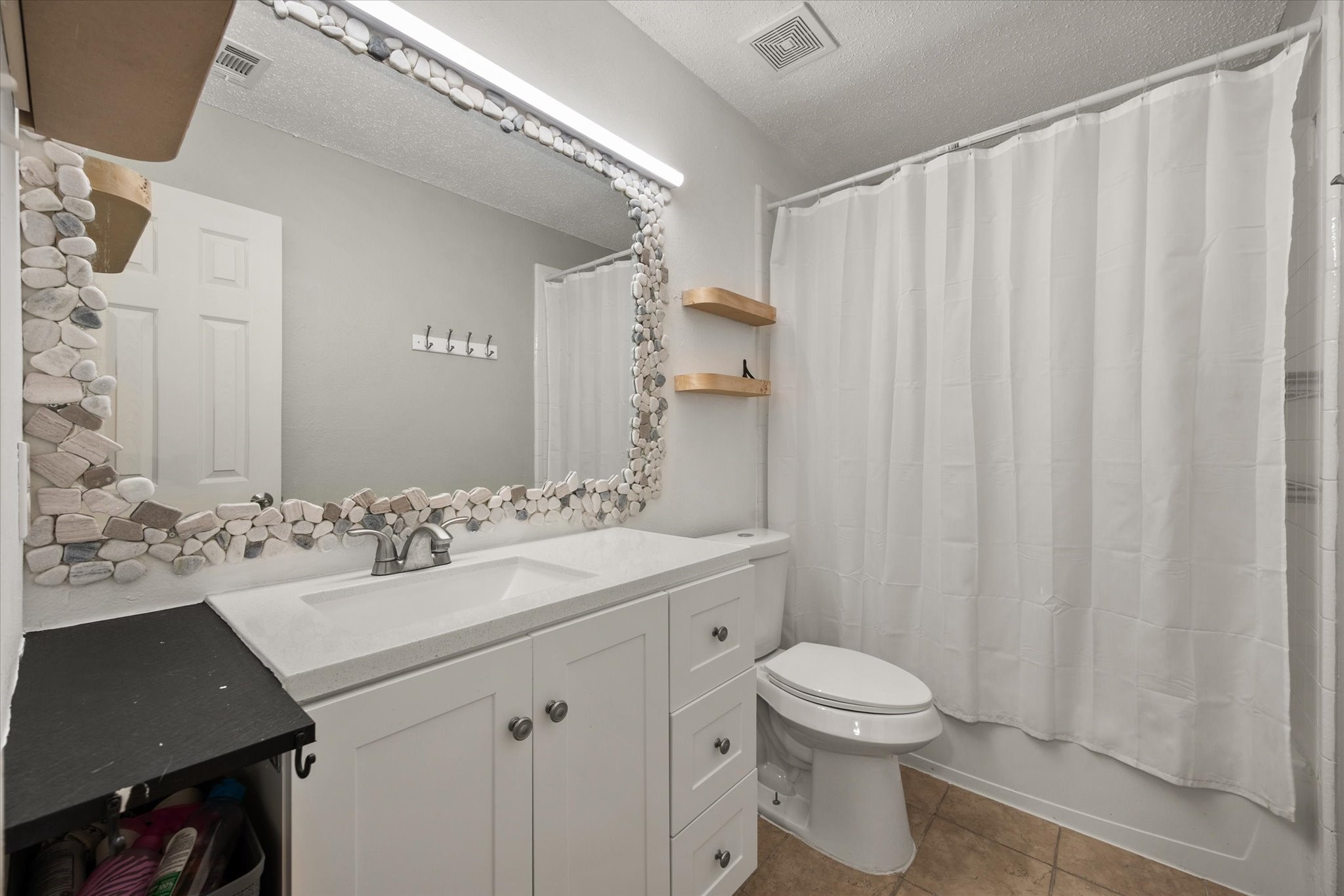 4111 Highgrove Drive Arlington TX 76001
