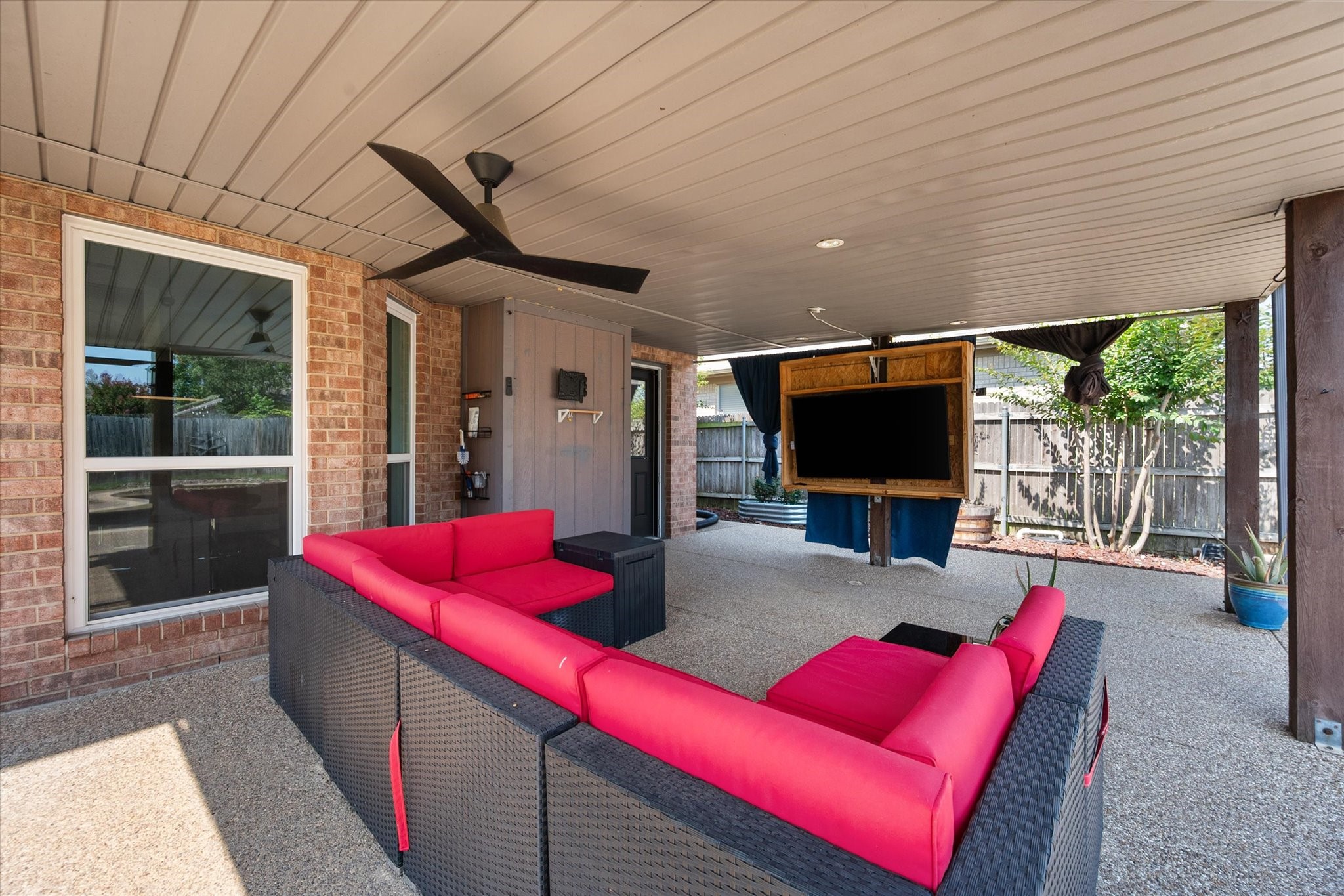 4111 Highgrove Drive Arlington TX 76001