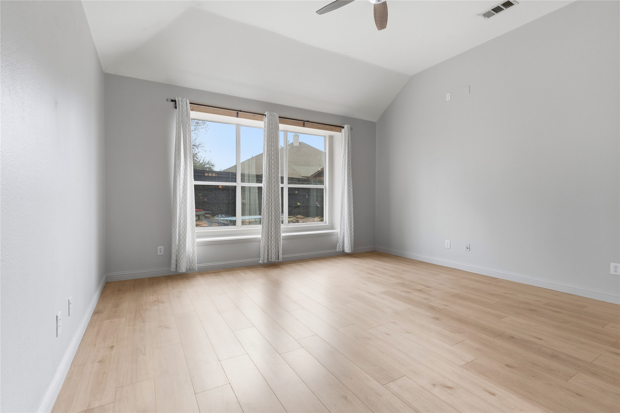 5914 Ambassador Lane Rowlett TX 75089