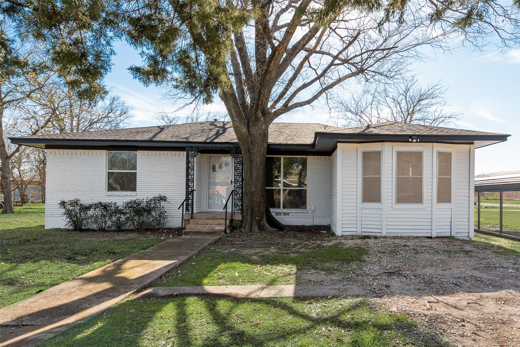 101 E Marshall Street Palmer TX 75152