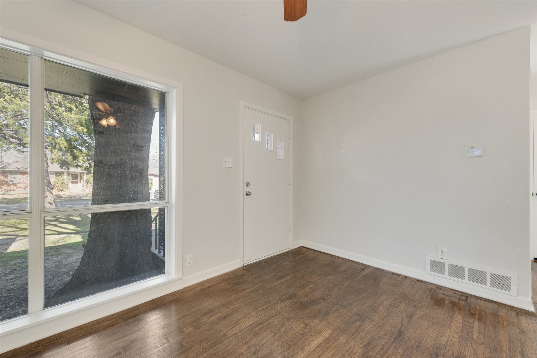 101 E Marshall Street Palmer TX 75152