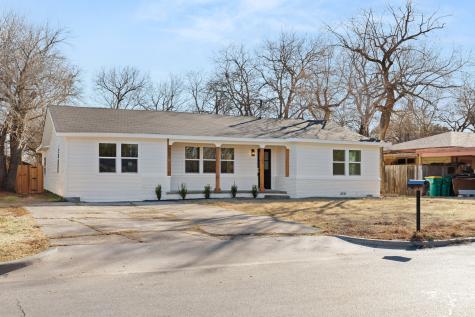 122 Brewster Street Robinson TX 76706