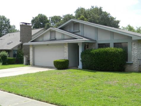 2216 Hollybush Lane Bedford TX 76021