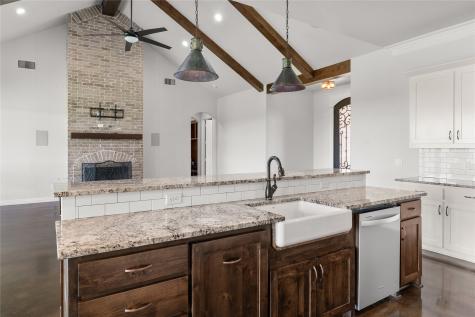 377 Russell Lane Weatherford TX 76087