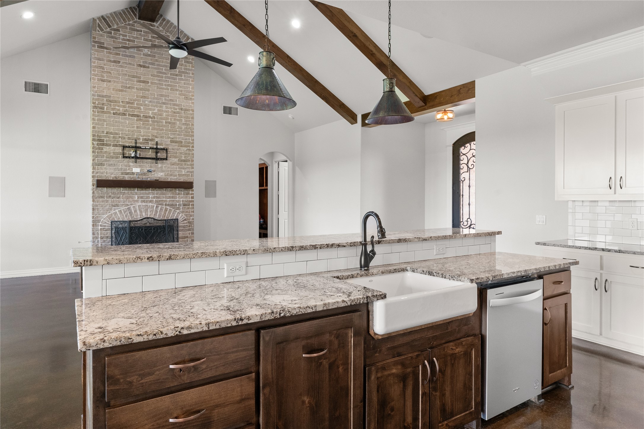377 Russell Lane Weatherford TX 76087