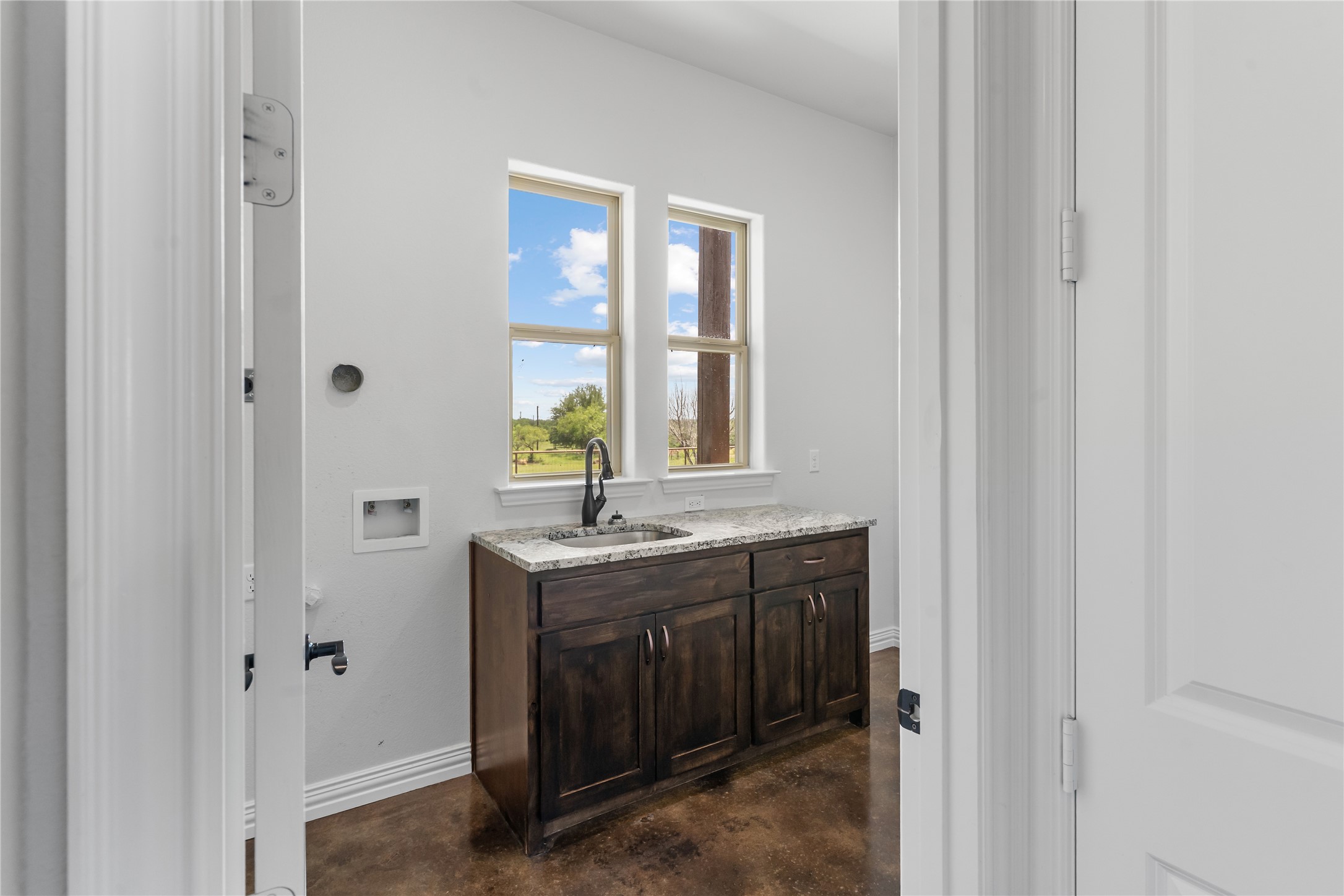 377 Russell Lane Weatherford TX 76087