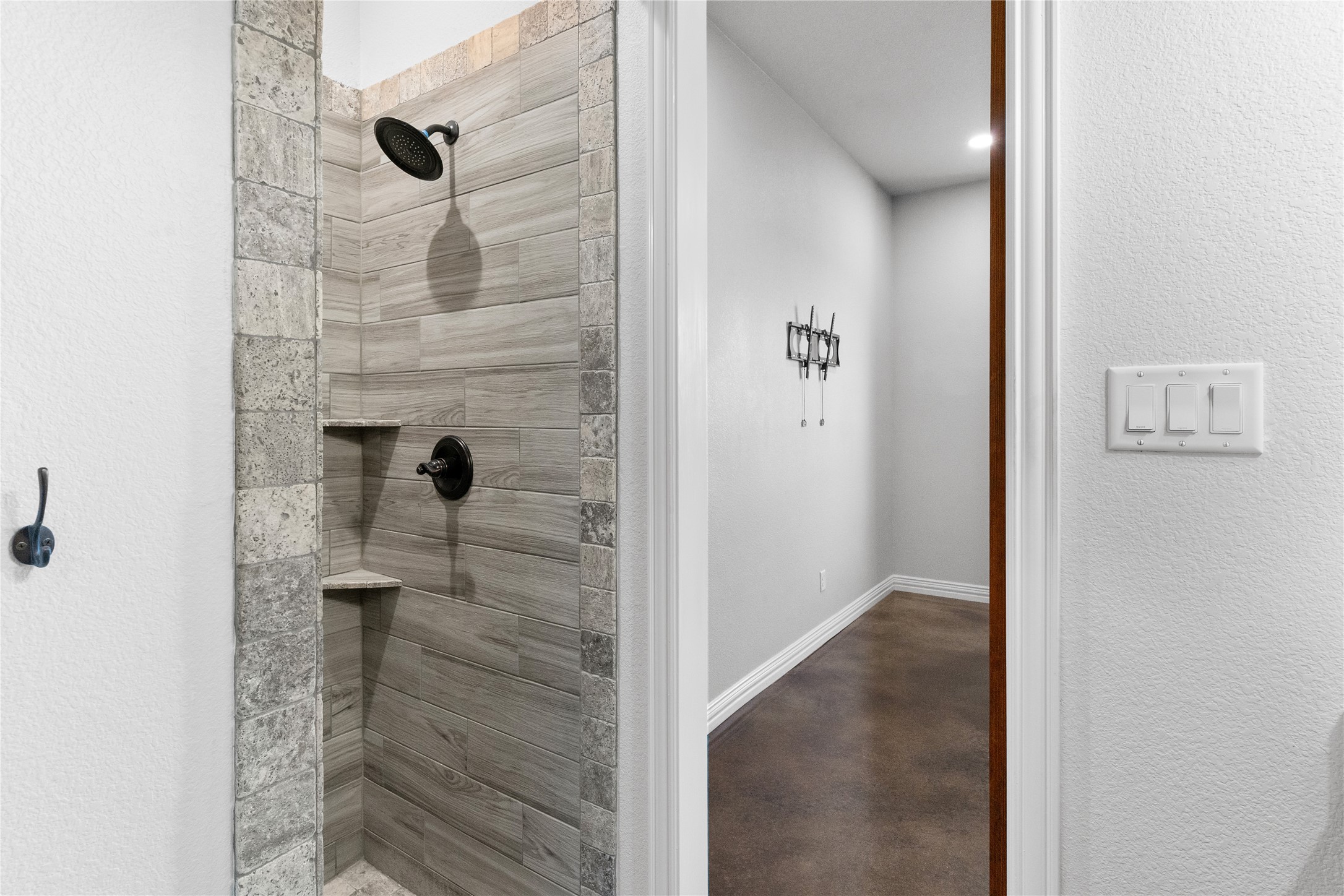 377 Russell Lane Weatherford TX 76087