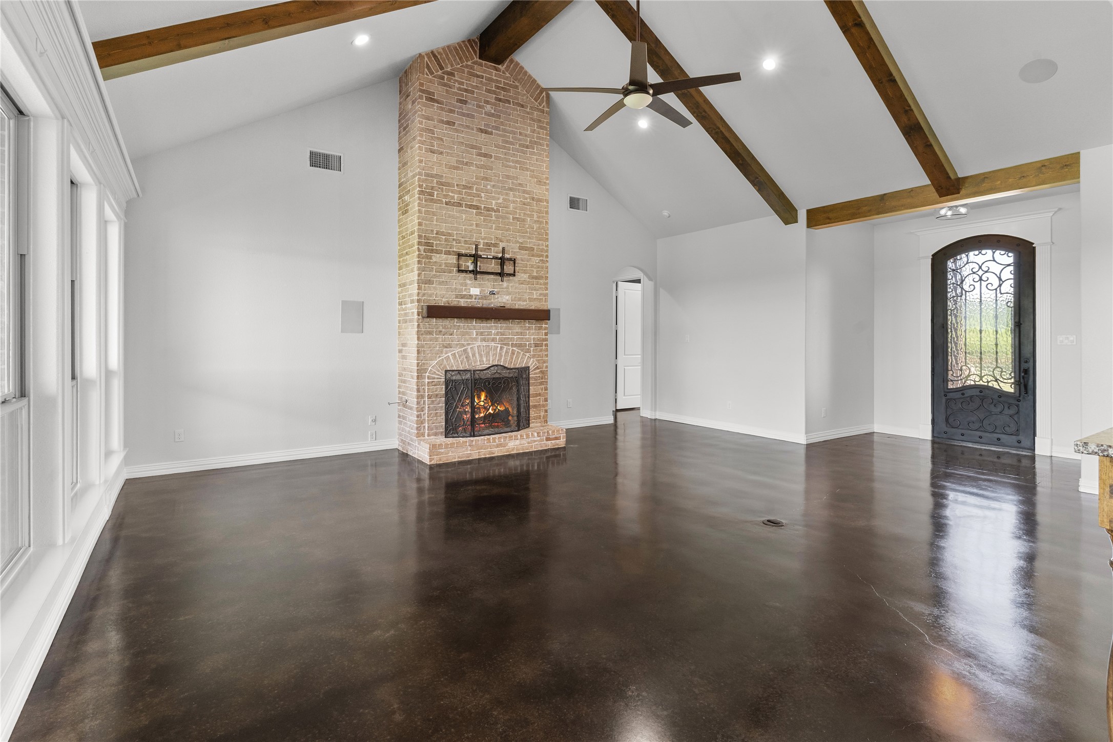 377 Russell Lane Weatherford TX 76087