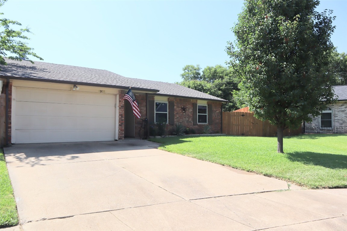 4921 California Trail Grand Prairie TX 75052