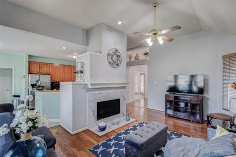 1403 Dutchman Creek Drive Desoto TX 75115