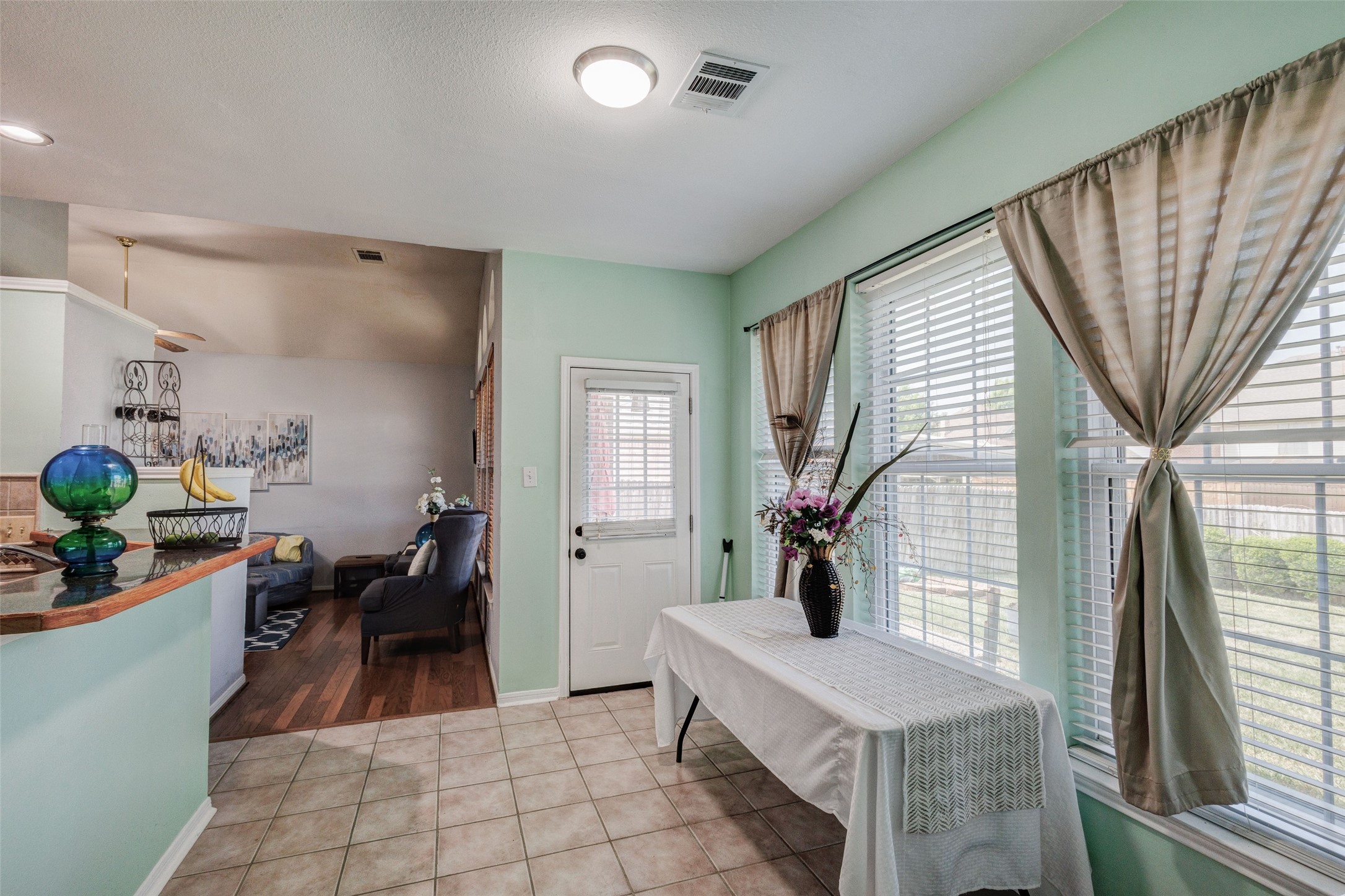 1403 Dutchman Creek Drive Desoto TX 75115